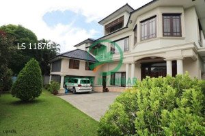 A nice house for sale in a good location near Parami Road. in Yangon, Yangon