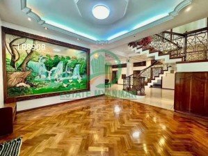 Spacious 2-storey building for rent, ideal for company offices, NGOs and other businesses. in Kamaryut, Yangon