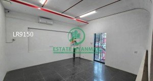 ပြည်လမ်းအနီး၊လှည်းတန်းဧရိယာအနီး၊ကုမ္ပဏီရုံးခန်း/ကျောင်းဖွင့်ရန်အထူးသင့်တော်သောနေရာကောင်း in ကမာရွတ်, ရန်ကုန်